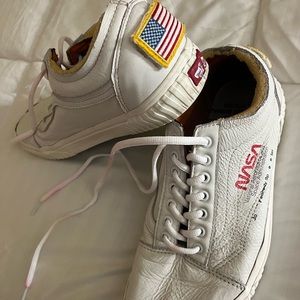 Vans NASA white 10.5 mens shoes